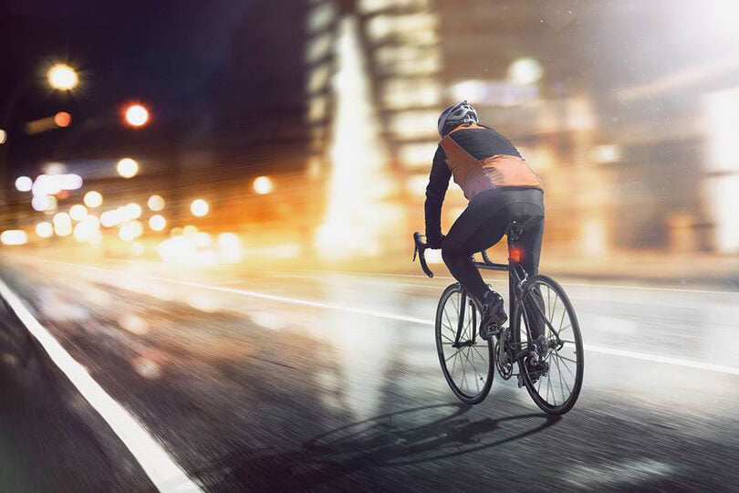 7 Reasons to Wear Reflective Items as a Cyclist
